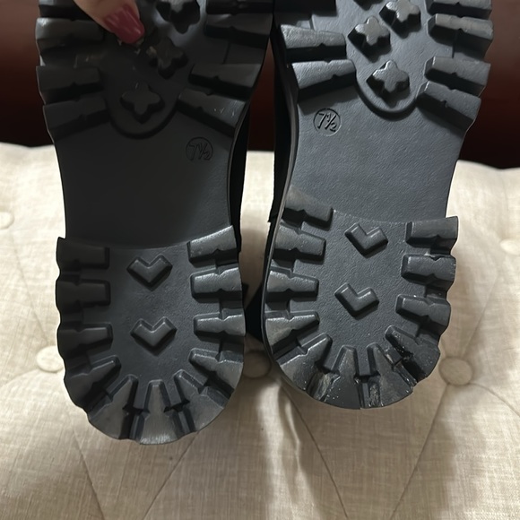 Booties - Picture 8 of 9